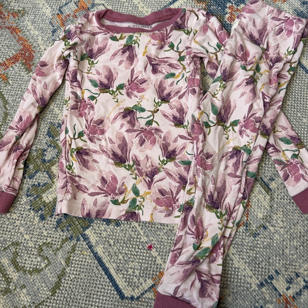 Burt’s Bees PJ Set
